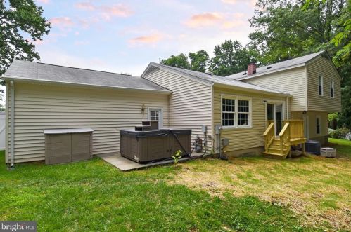 13004 Blue Valley Pl, Silver Spring MD exterior