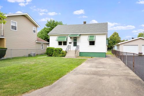 661 Margaret St, Joliet IL  60436-2439 exterior