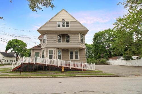 99 State St, Brewer, ME 04412-1981