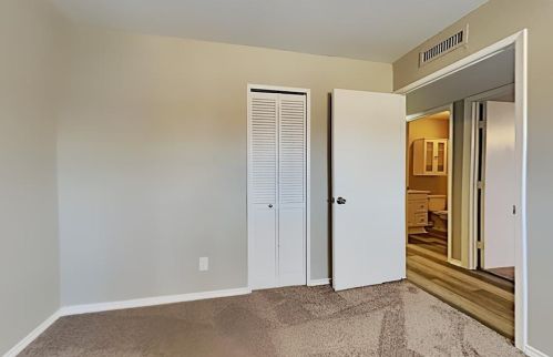 2919 Rayswood Dr, Carrollton TX 75007-5754 exterior