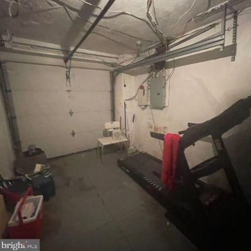 5756 12 St, Philadelphia PA 19141-4111 exterior