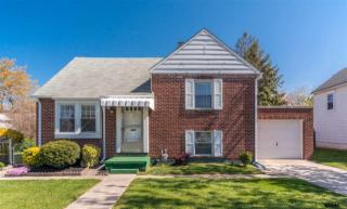 725 Elm Ter, York, PA 17404-2814