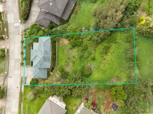 5576 Poola St, Honolulu HI  96821-1565 exterior