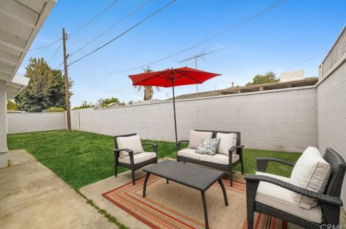 1335 Moraga St, Anaheim CA  92801-1557 exterior