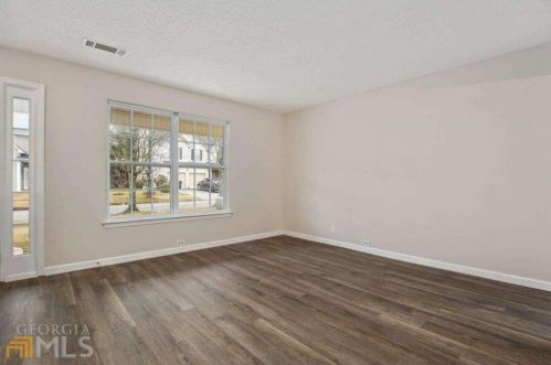 4022 Rosebud Park Dr, Lithonia, GA 30039-3396