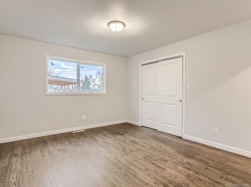 697 Evanston St, Aurora CO 80014-1543 exterior