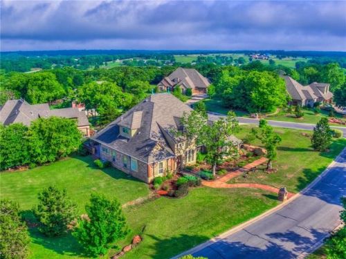 14615 Terra Vita Dr, Edmond, OK 73034-2520