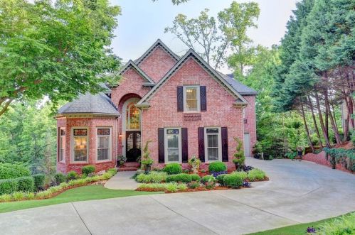 8930 Firestone Cir, Duluth, GA 30097-6627
