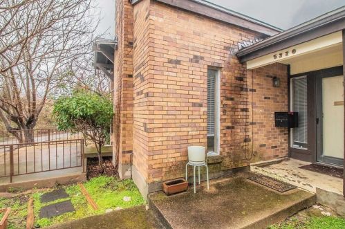 5320 Colony Hill Rd, Fort Worth, TX 76112-2819