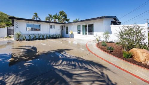 3339 Las Vegas Dr, Oceanside, CA 92054-3809
