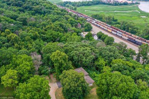 805 Brookline Ave, Saint Paul MN  55119-5317 exterior