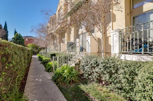 139 Frederick Ct, Mountain View, CA 94043-5276