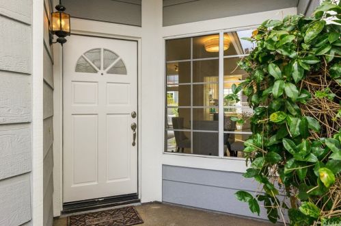 13571 Eucalyptus St, Tustin, CA 92782-8359