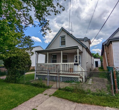 351 Garretson Ave, Perth Amboy, NJ 08861-2006