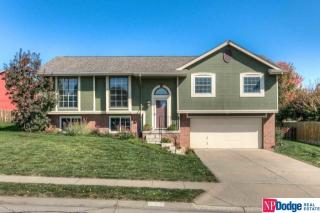 109 Oakwood Dr, Omaha, NE 68133-2830