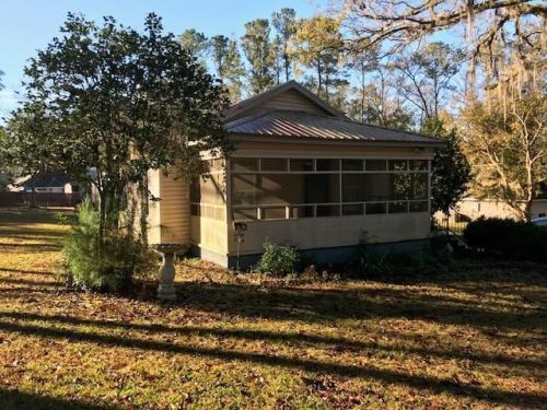 226 Forest Glen Rd, Cairo, GA 39828-3586