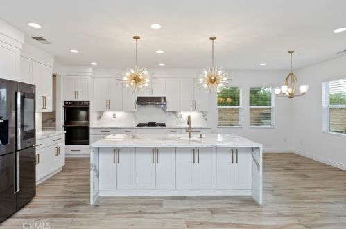 11822 Abington St, Riverside CA  92503-5992 exterior