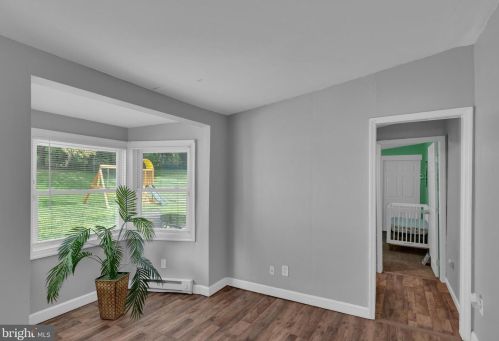 268 Clamer Rd, Trenton NJ 08628-3202 exterior