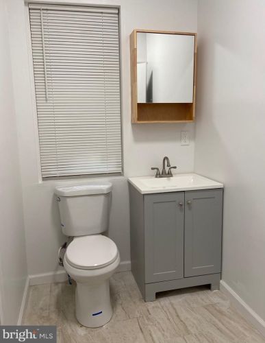 613 Front St, Camden NJ  08102-2129 exterior