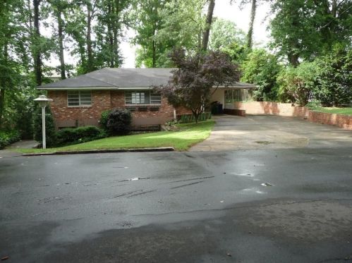 1442 Bates Ct, Atlanta GA  30319-3506 exterior