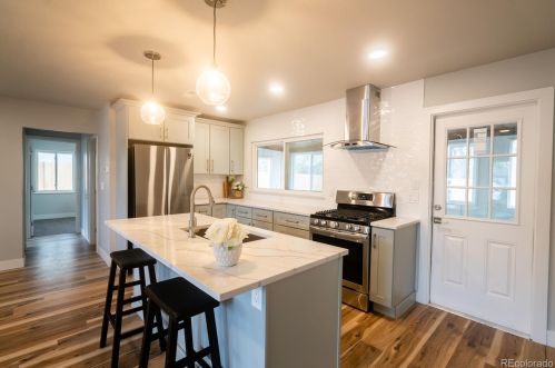 3091 Eudora St, Denver CO  80207-2664 exterior