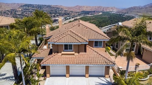 615 Morningstar Dr, Anaheim CA  92808-1637 exterior