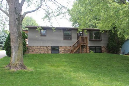 317 7th St, Byron, MN 55920-1347