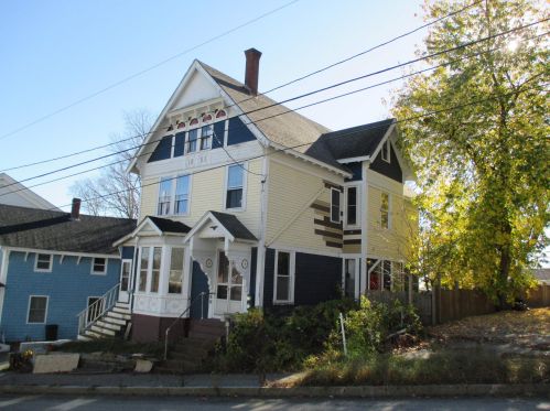 10 Prospect St, Somersworth, NH 03878-2708