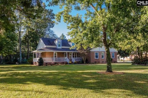 253 Robin Woods Dr, Lexington, SC 29073-7834