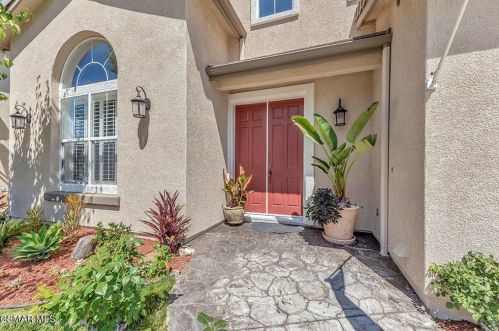 3443 Pine View Dr, Simi Valley, CA 93065-7244