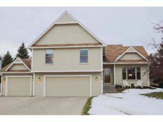 4715 Hazeltine Ln, Saint Paul, MN 55123-2172