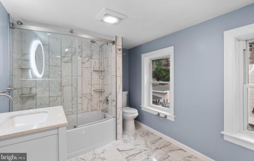 425 Cherry St, Lancaster PA  17602-4913 exterior