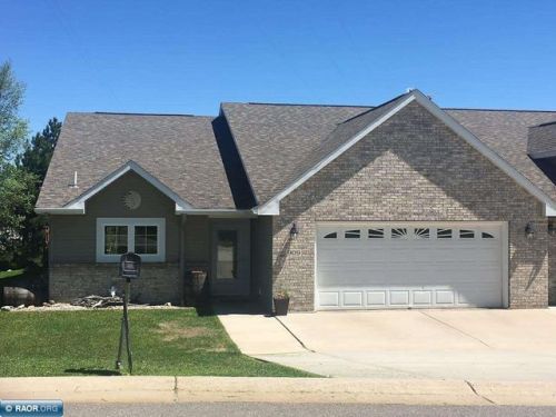 909 Carter Cir, Fayal, MN 55734-1483