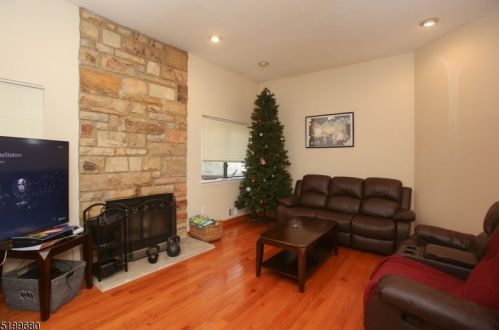 113 Overlook Dr, Hackettstown NJ  07840-4614 exterior