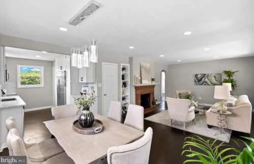 2424 Homestead Dr, Silver Spring MD  20902-4950 exterior