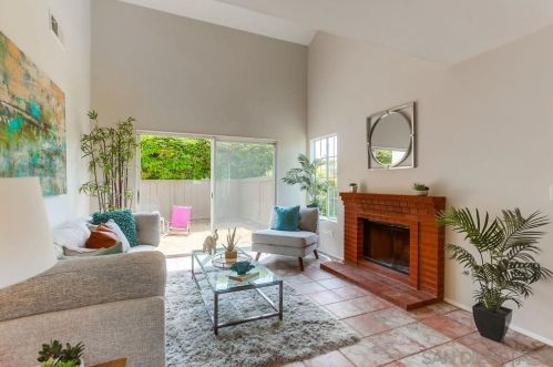 3780 Portland Ct, Carlsbad, CA 92010-6555