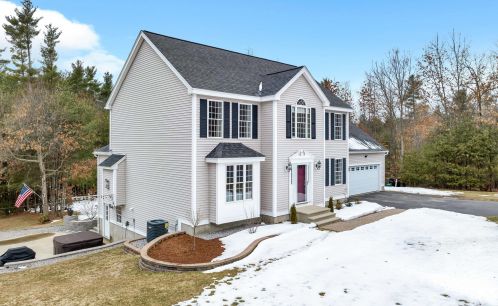 3 Whippoorwill Cir, Londonderry, NH 03053-2599