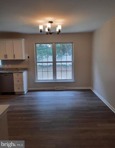 204 Banyan Circle Dr, Lancaster PA  17603-4489 exterior