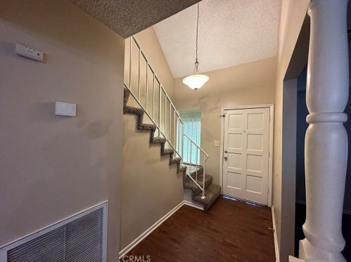19645 Perry Ave, Rialto, CA 92377-4033