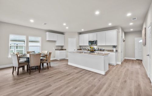 914 Park St, Greenville, TX 75401