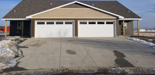 917 3rd Ave, Hayfield, MN 55940-7800