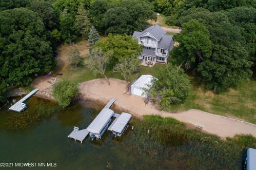 10547 Olsons Bay Rd, Ashby, MN 56309