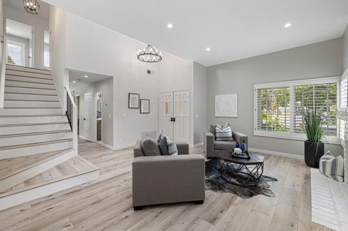 2798 Goldfield Pl, Simi Valley CA  93063-2253 exterior