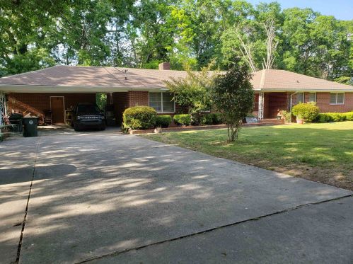 201 Georgia Ave, Marshallville, GA 31030-2542
