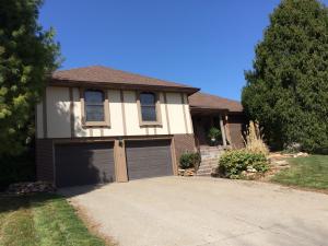 727 Lake Dr, Napton, MO 65340-3250