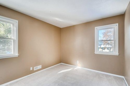 13843 Garrett Ave, Saint Paul MN  55124-8452 exterior