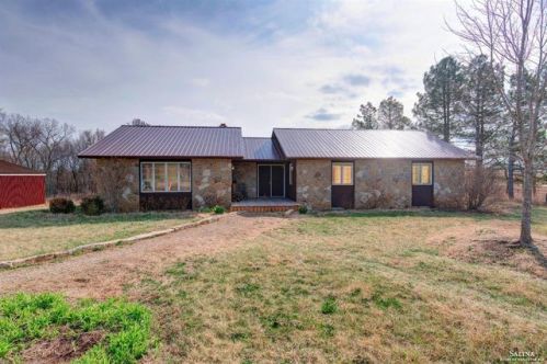 26765 Mcfarland Frontage Rd, Alma, KS 66401-8098
