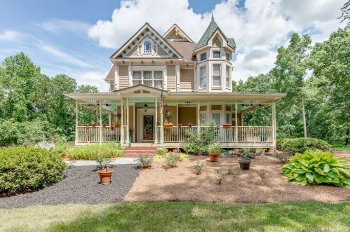 3515 Puckett Rd, Buford, GA 30519-4022