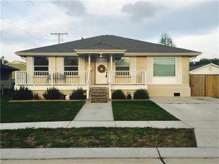 545 Diplomat St, Gretna LA  70056-8408 exterior