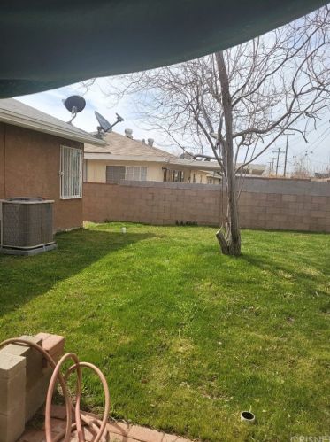 45353 Raysack Ave, Lancaster, CA 93535-1905